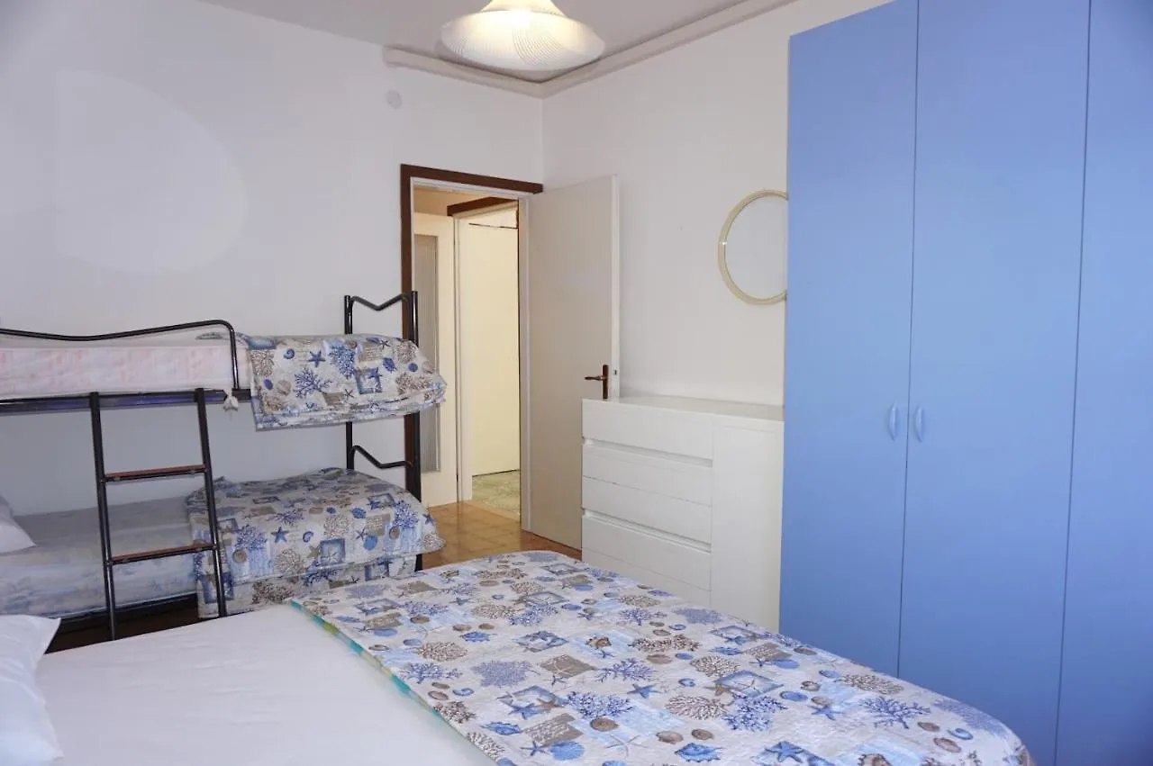 Apartment Beachside Flat With Shared Pool Porto Santa Margherita di Caorle Italy