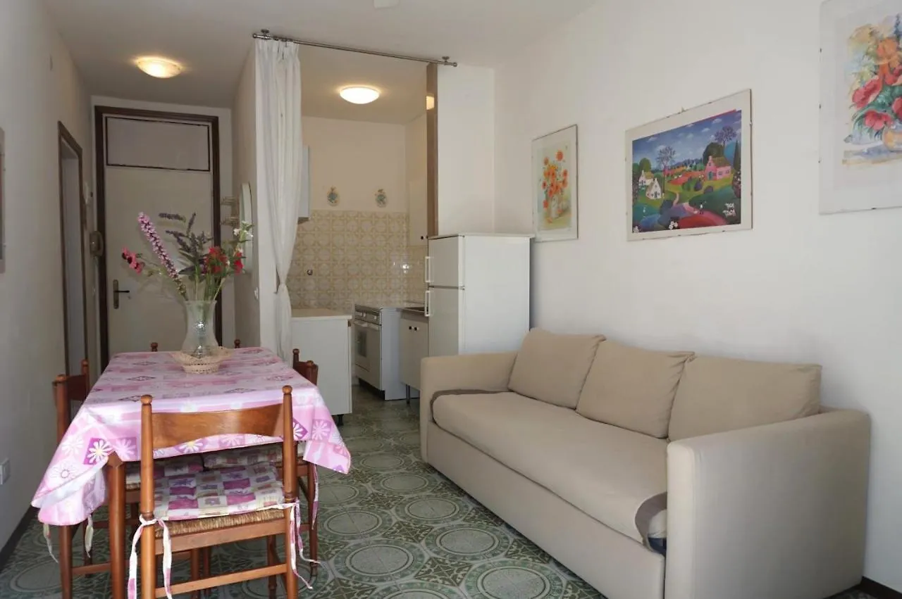 Beachside Flat With Shared Pool Porto Santa Margherita di Caorle
