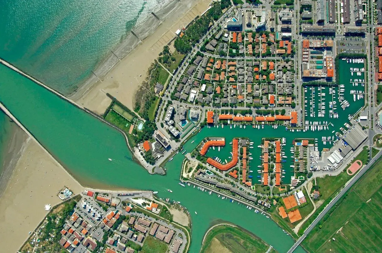 Beachside Flat With Shared Pool Porto Santa Margherita di Caorle Apartment